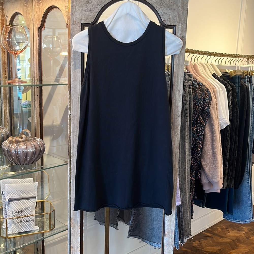 TOPSHOP sleeveless black mini tee dress. Size 2. 31 inches long.